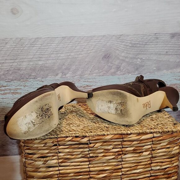 Reba Brown 6M Brown Studded Peep Toe Heels Shoes - Picture 9 of 10